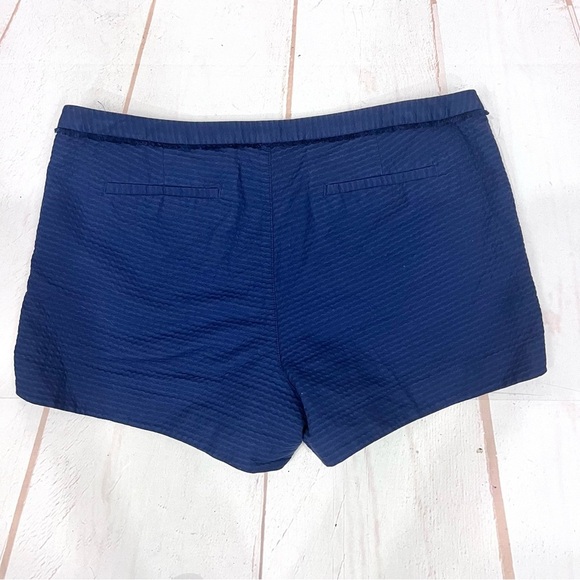 Lilly Pulitzer Textured Jacquard Waffle Fringe Tassel Trim Navy Addie Shorts - Picture 2 of 8